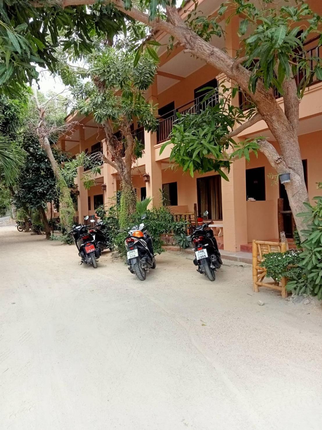 Bank Guesthouse Haad Rin Ngoại thất bức ảnh